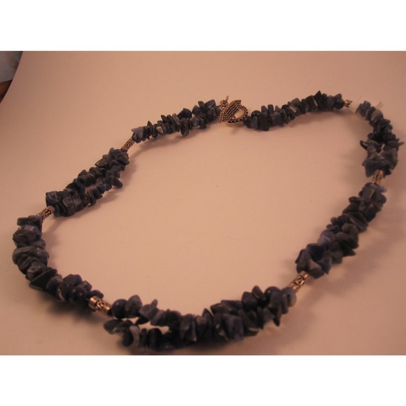 Necklace- Sodalite and Bali silver twin intertwined strands - Picture 3 of 4